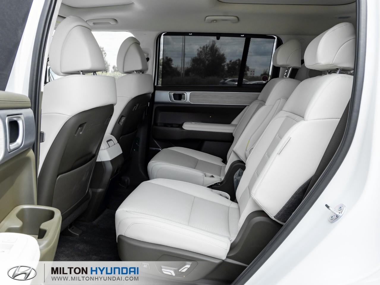 2026 Hyundai Santa Fe HEV Ultimate Calligraphy w/Beige 4dr All-Wheel Drive Photo