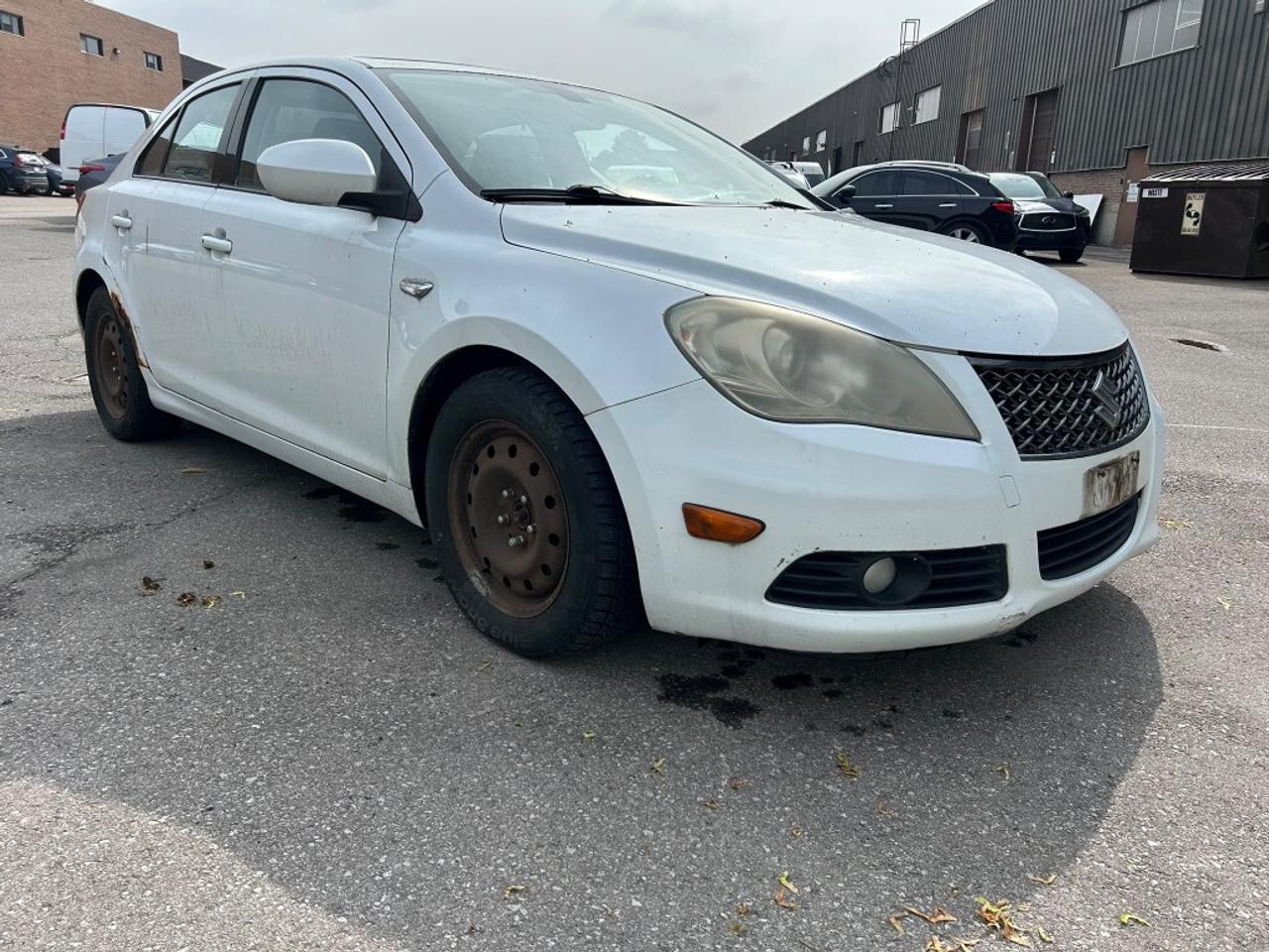 2011 Suzuki Kizashi SE 4dr All-wheel Drive Sedan CVT Photo