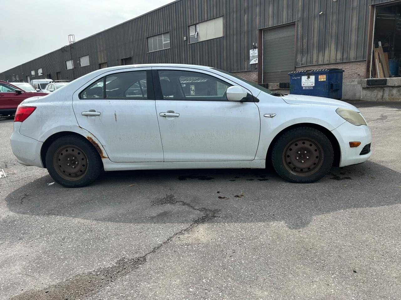 2011 Suzuki Kizashi SE 4dr All-wheel Drive Sedan CVT Photo
