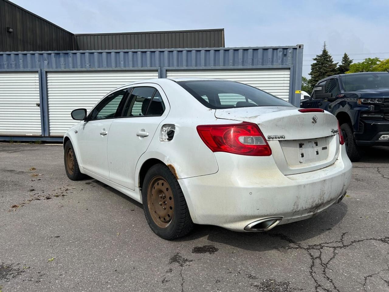 2011 Suzuki Kizashi SE 4dr All-wheel Drive Sedan CVT Photo