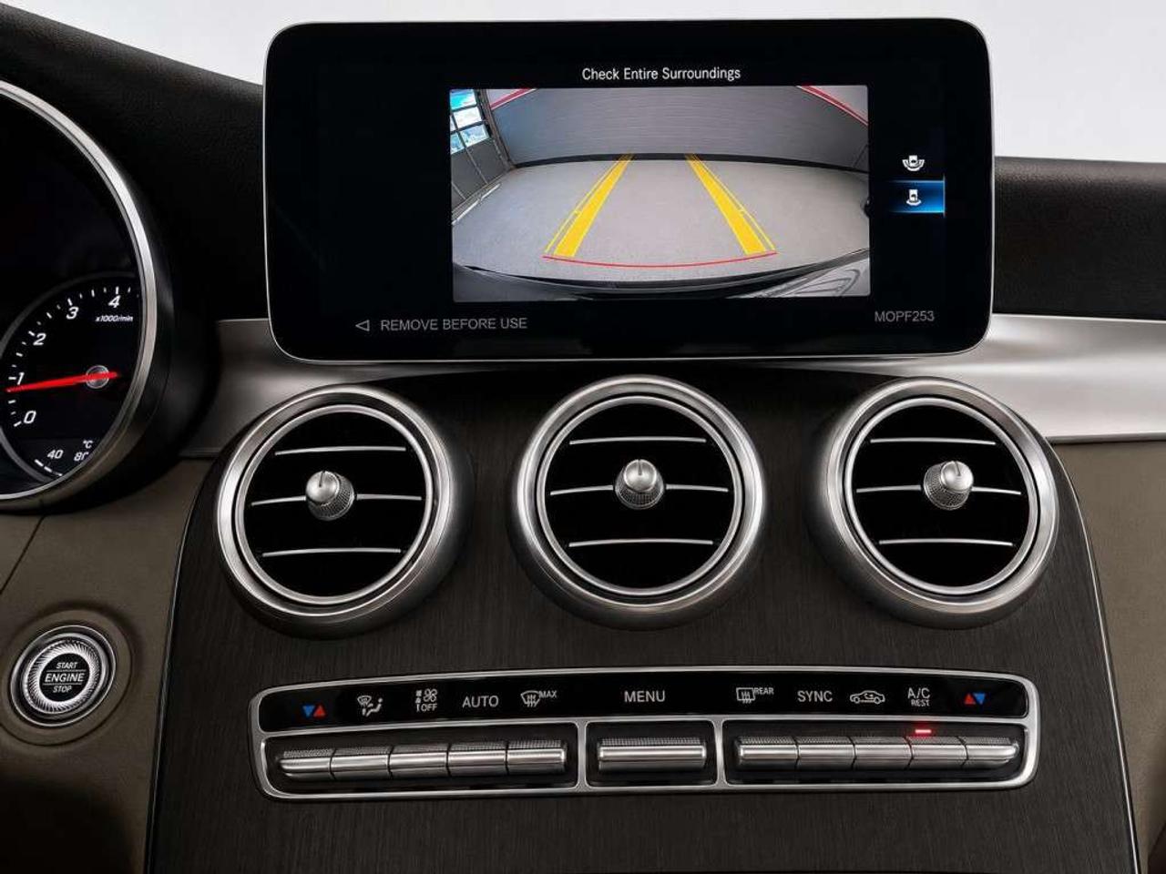 2022 Mercedes-Benz GLC GLC 300 4MATIC   Leather   NAVI   Panoramic Sunroof   Heated Seats   CarPlay   Backup Cam Photo