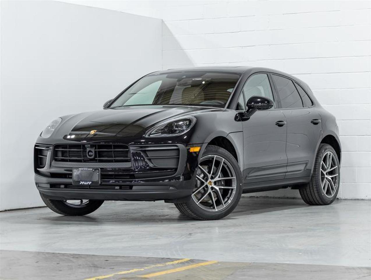 2026 Porsche Macan  Photo0