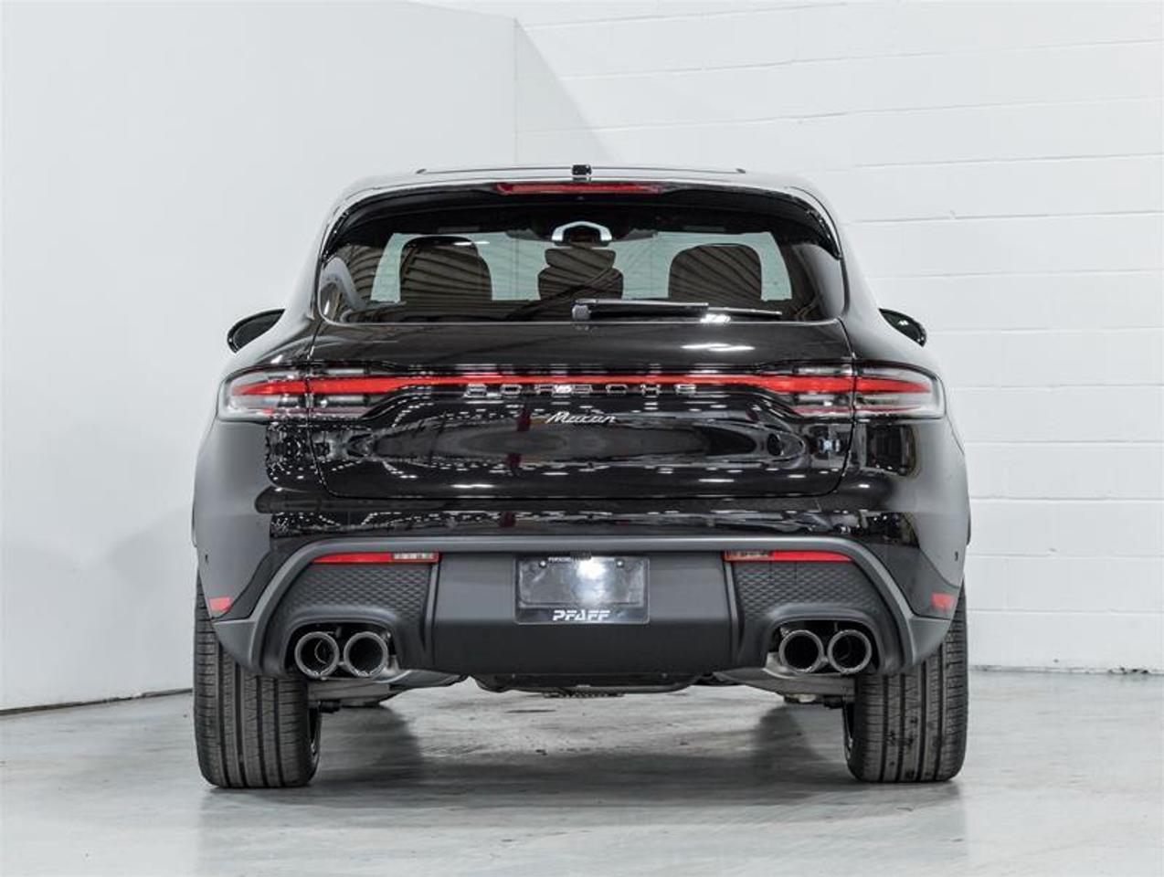 2026 Porsche Macan  Photo
