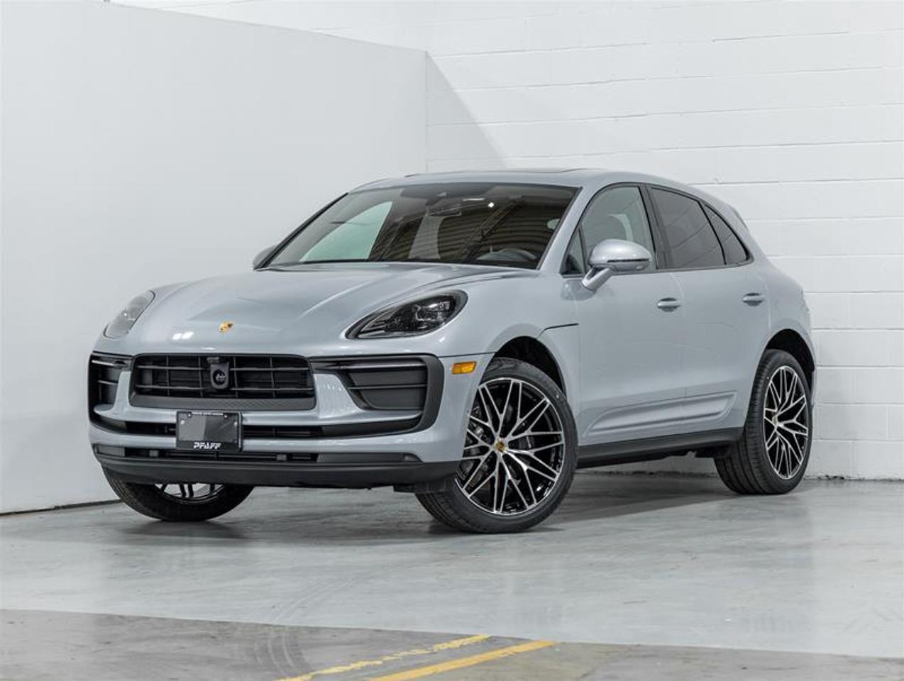 2026 Porsche Macan  Photo
