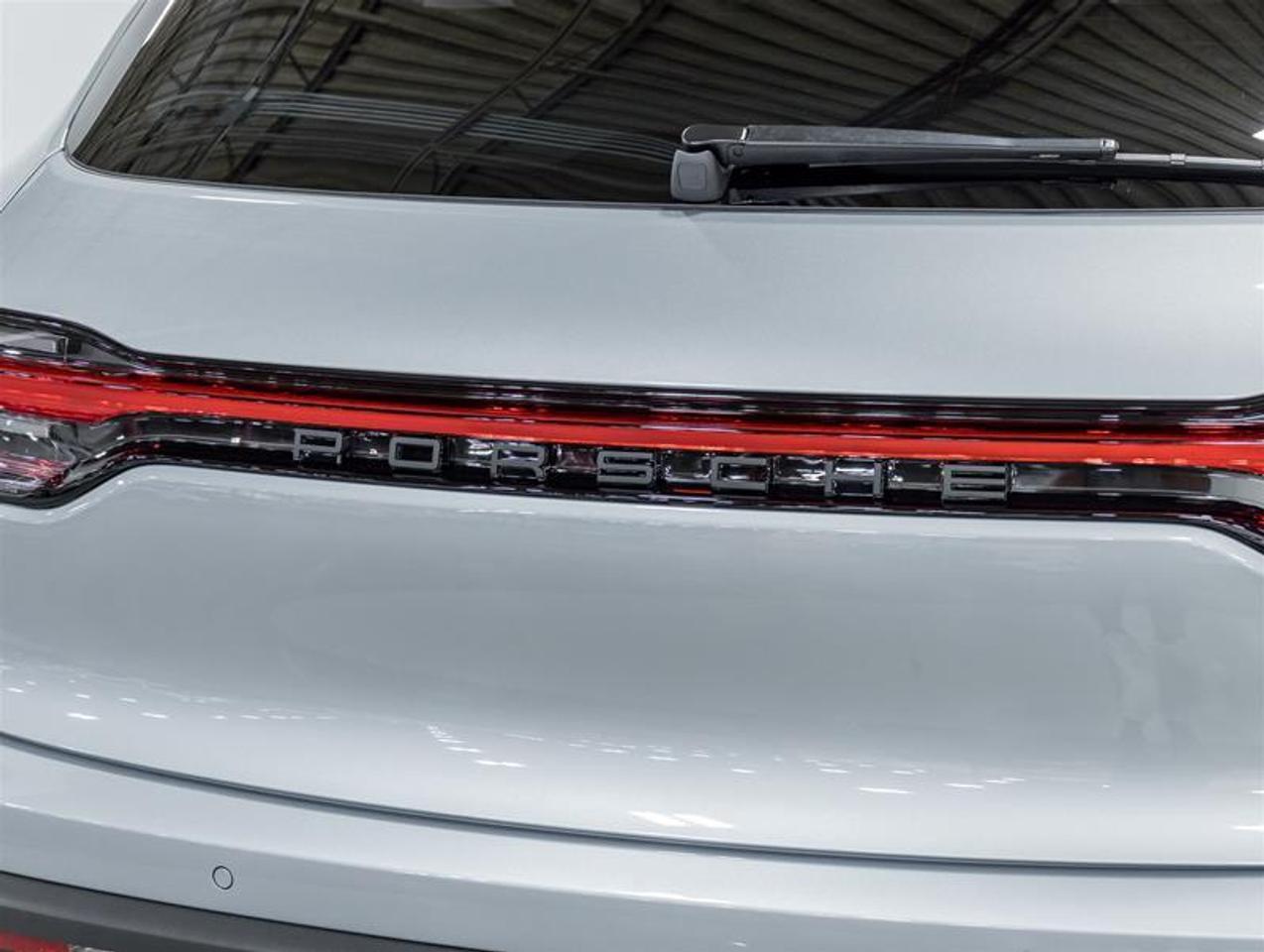 2026 Porsche Macan  Photo