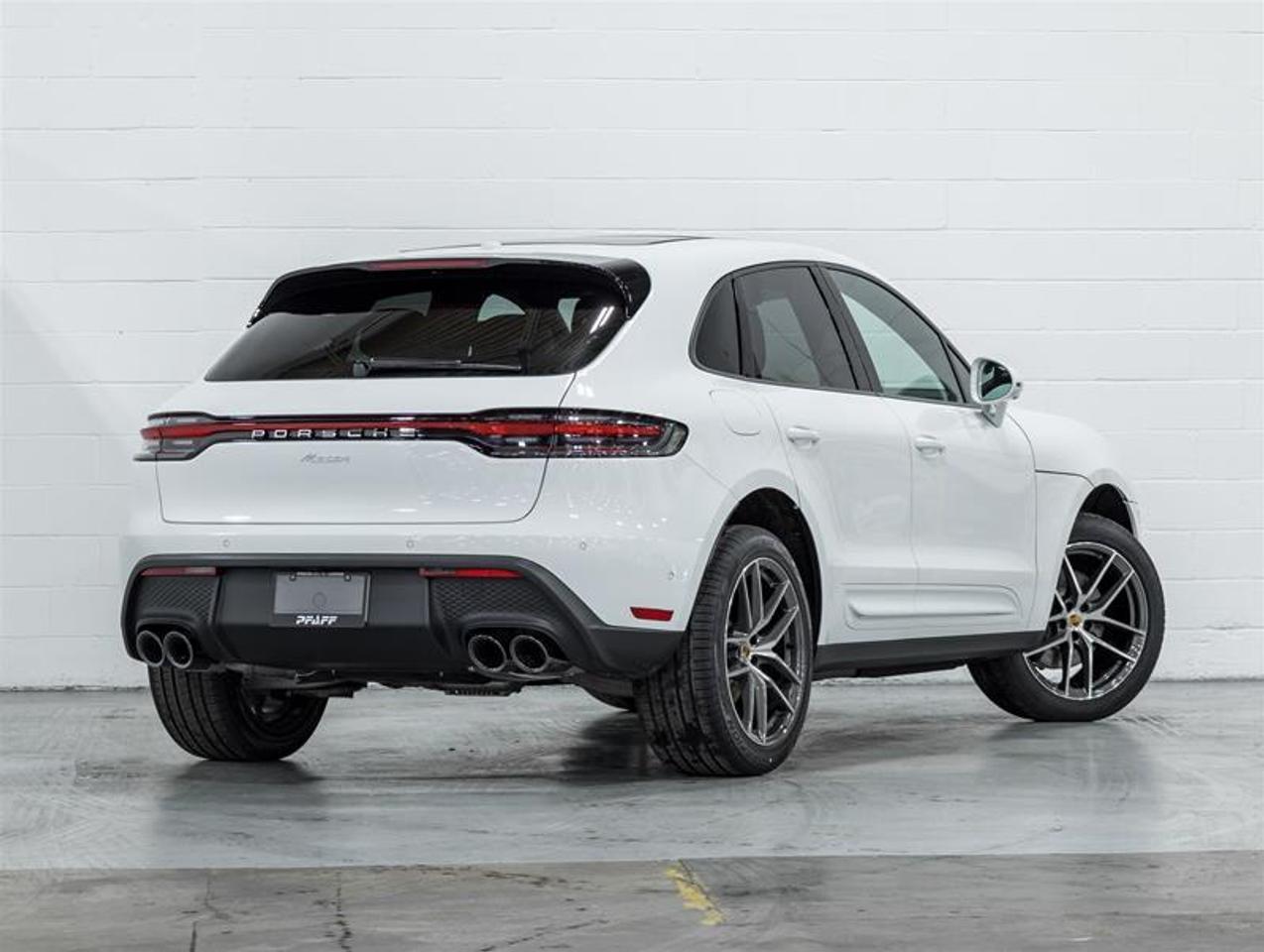 2026 Porsche Macan  Photo