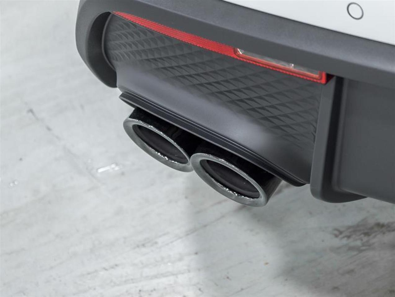 2026 Porsche Macan  Photo