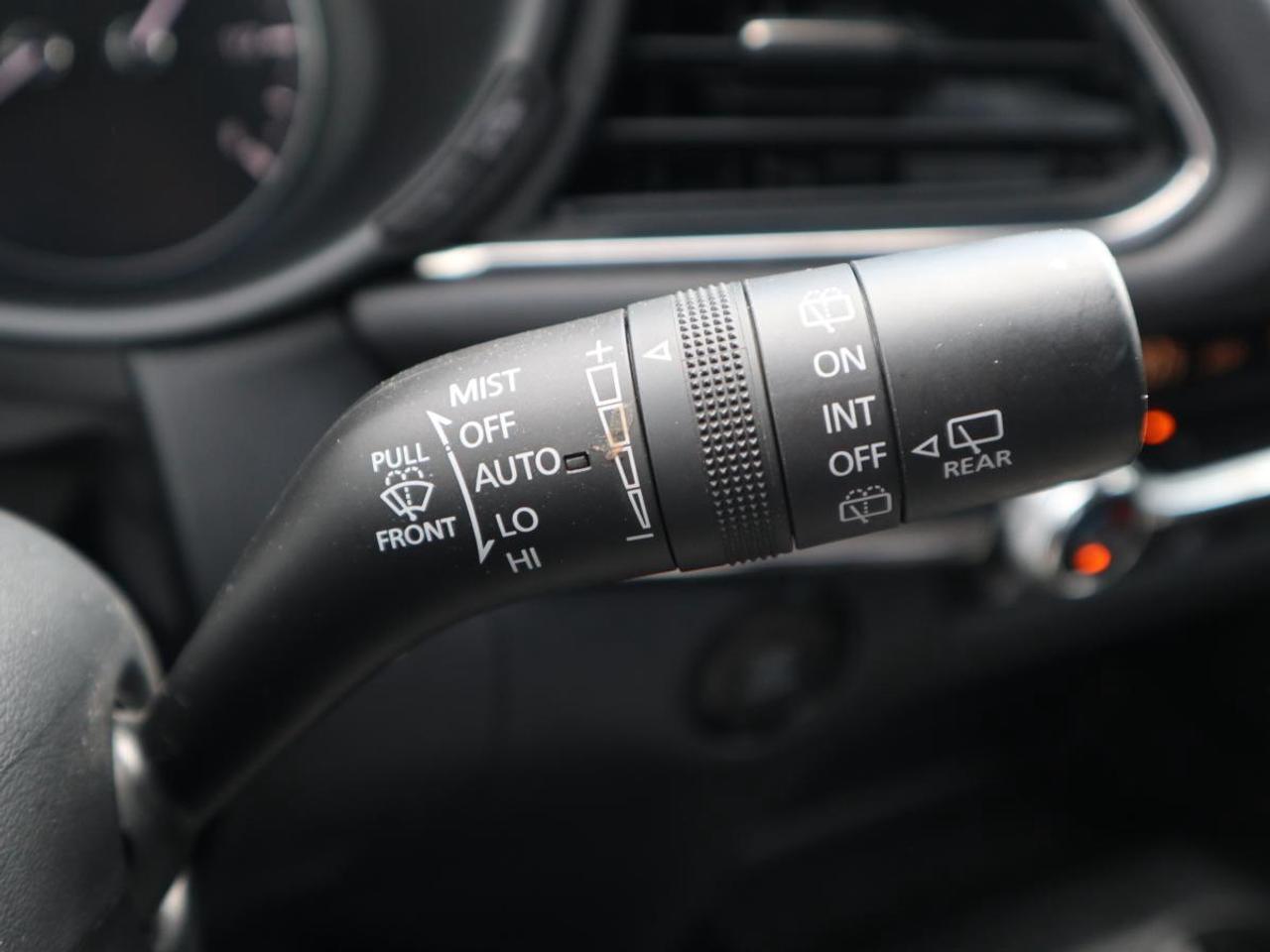 2023 Mazda CX-30 GS AWD/ EXTENDED WARRANTY/ ONLY 21K/ 3.95% RATE Photo