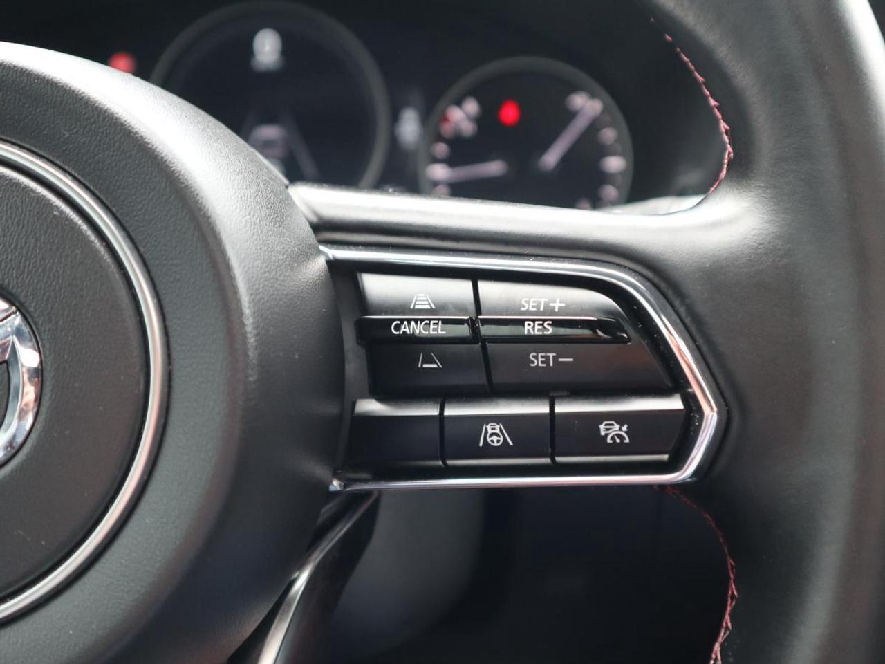 2025 Mazda CX-70 MHEV GT-P AWD/ EXTENDED WARRANTY/ ONLY 19K/ MUST SEE Photo