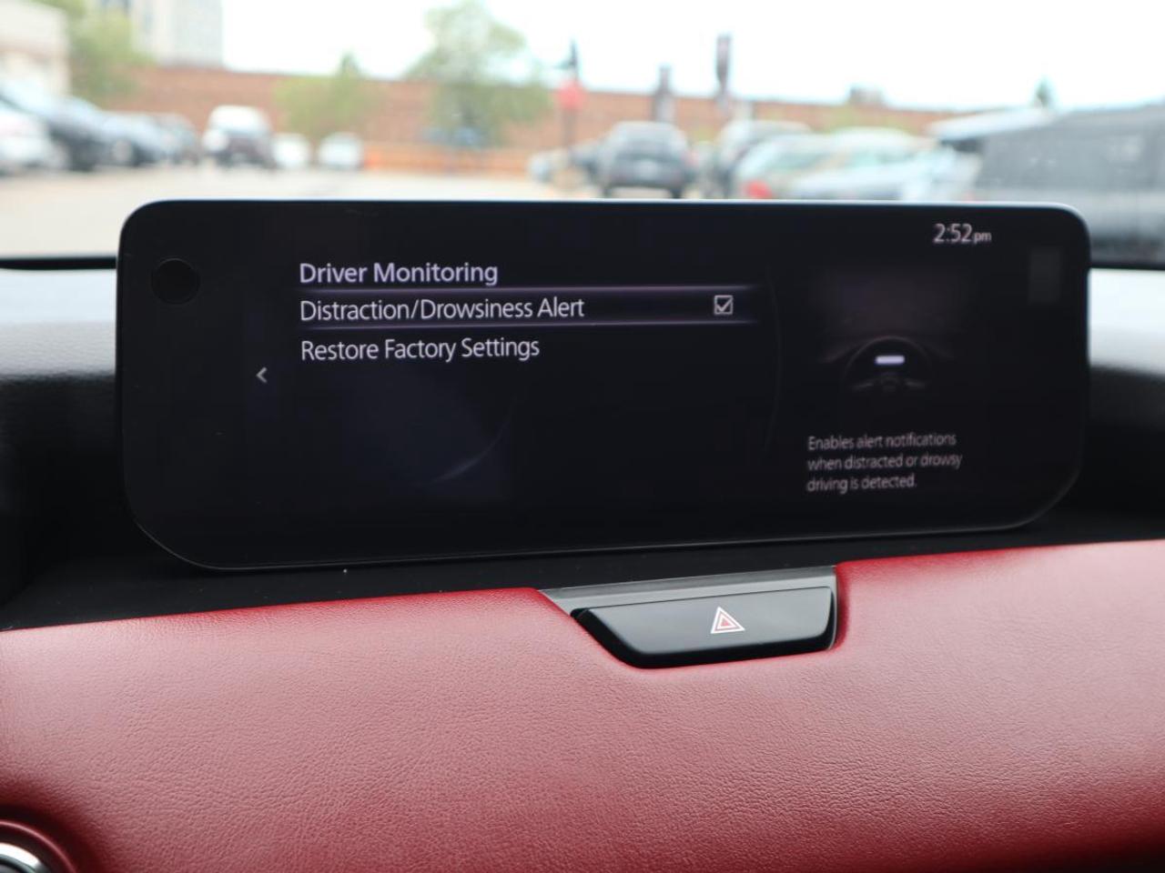 2025 Mazda CX-70 MHEV GT-P AWD/ EXTENDED WARRANTY/ ONLY 19K/ MUST SEE Photo