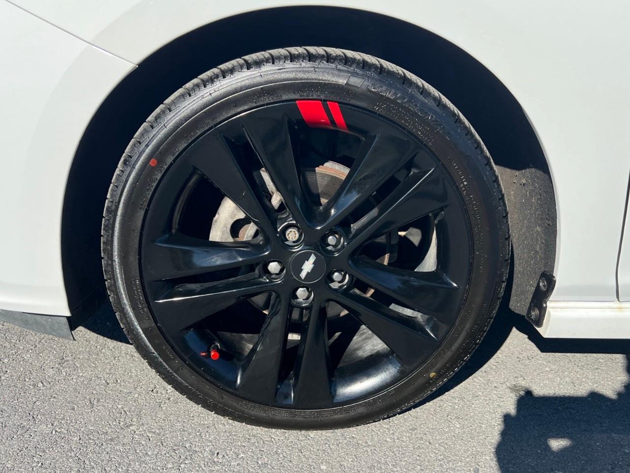 2018 Chevrolet Cruze Hatchback LT (Automatic) Photo