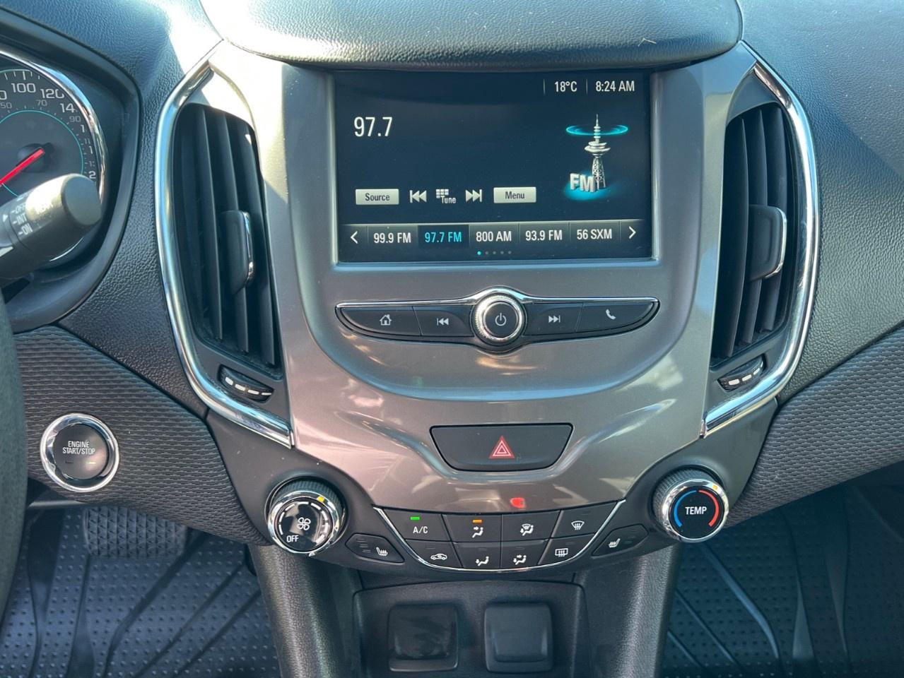 2018 Chevrolet Cruze Hatchback LT (Automatic) Photo