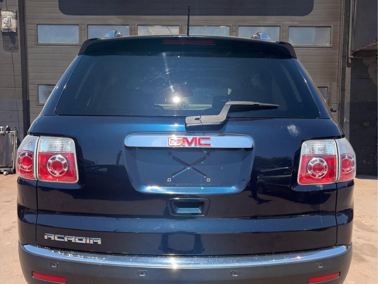 2007 GMC Acadia AWD 4DR SLT2 Photo