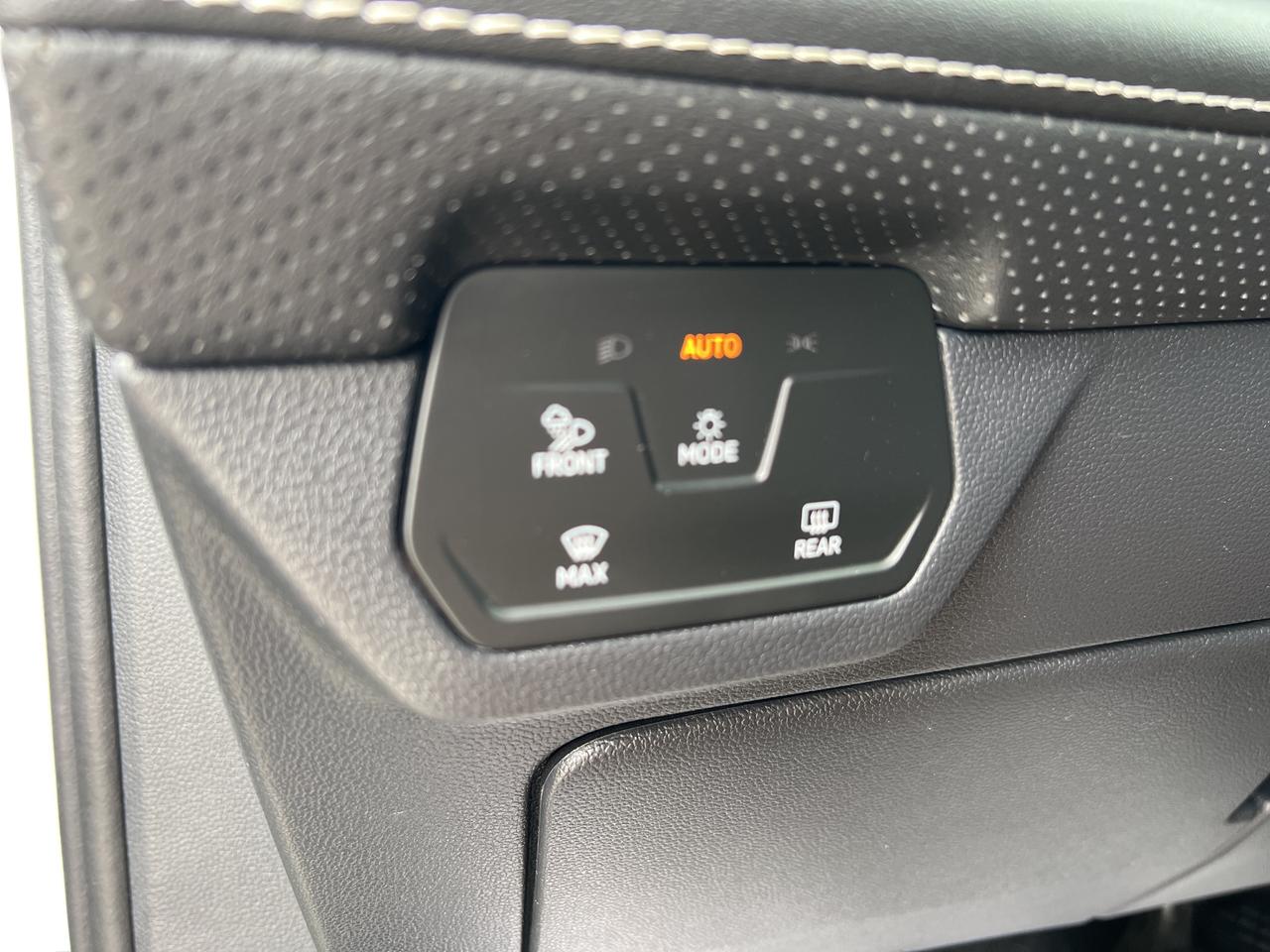 2025 Volkswagen Atlas Comfortline 2.0 TSI 4MOTION Photo