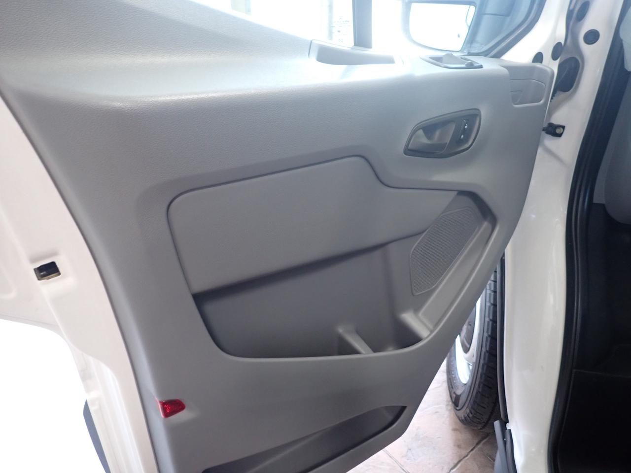 2016 Ford Transit Cargo Van 150 VAN LOW ROOF Photo
