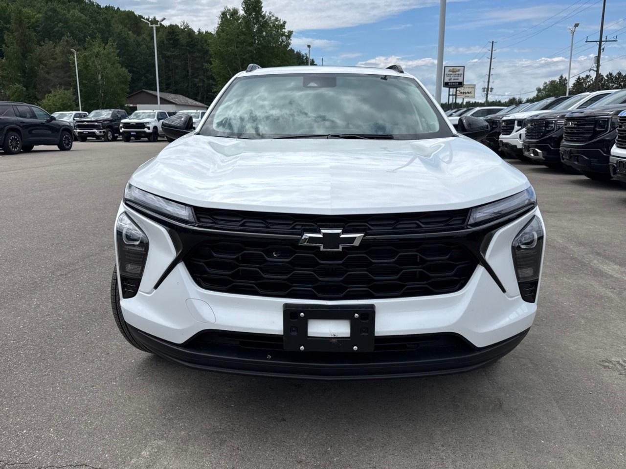 2026 Chevrolet Trax Fwd 4dr Lt Photo