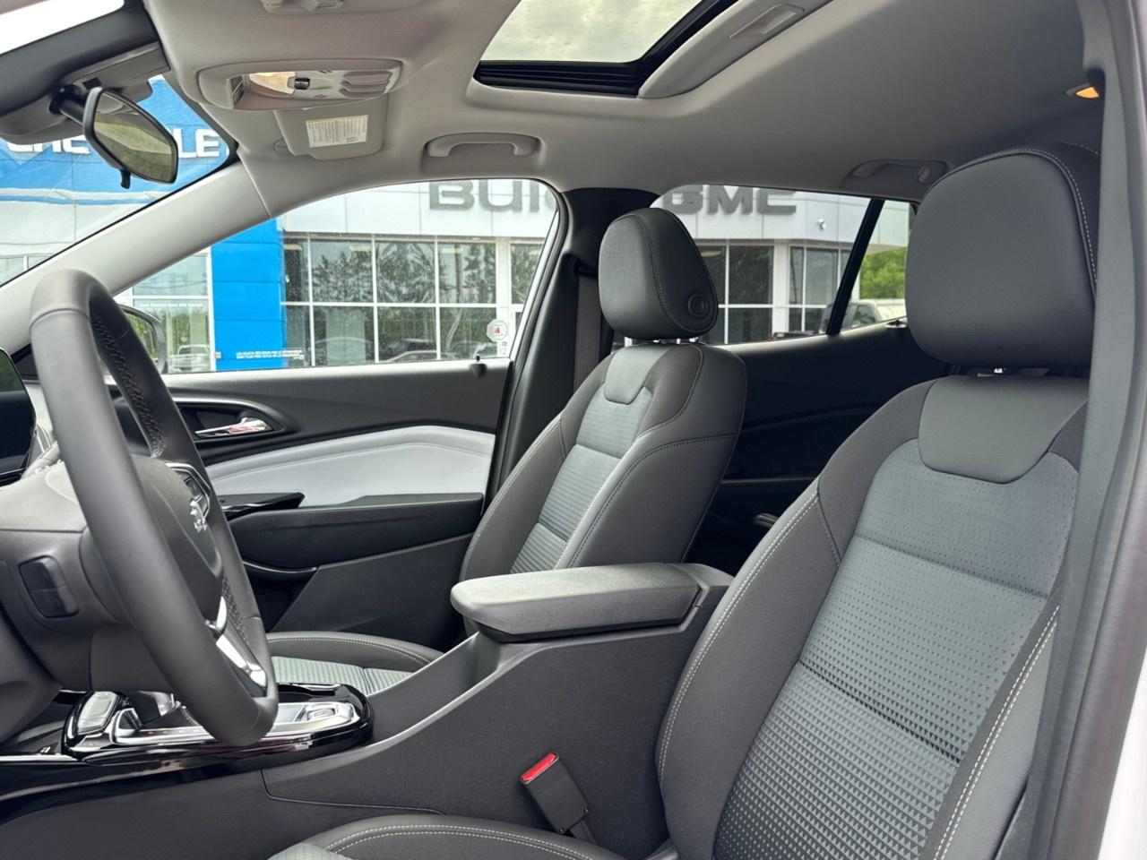 2026 Chevrolet Trax Fwd 4dr Lt Photo