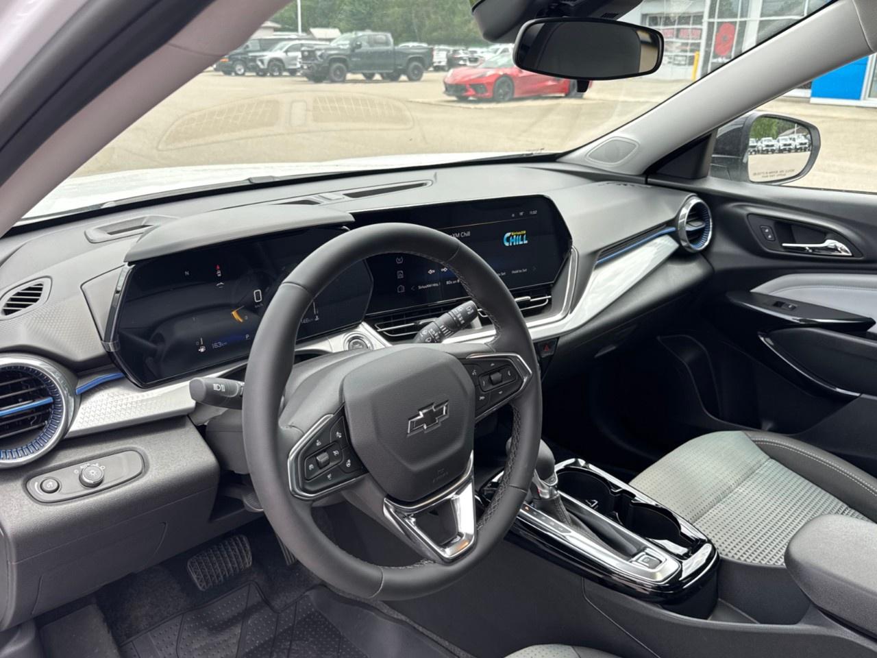 2026 Chevrolet Trax Fwd 4dr Lt Photo