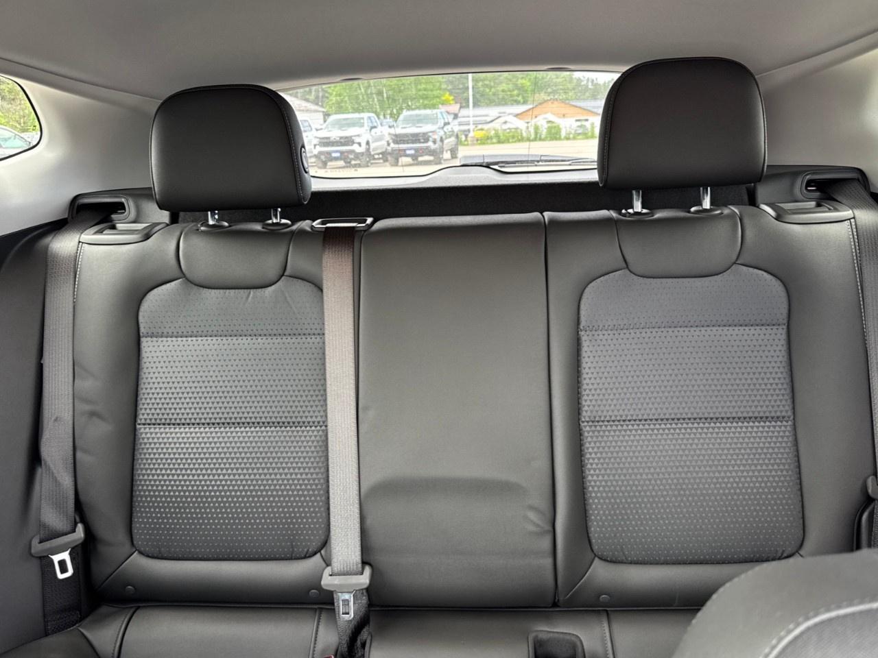 2026 Chevrolet Trax Fwd 4dr Lt Photo