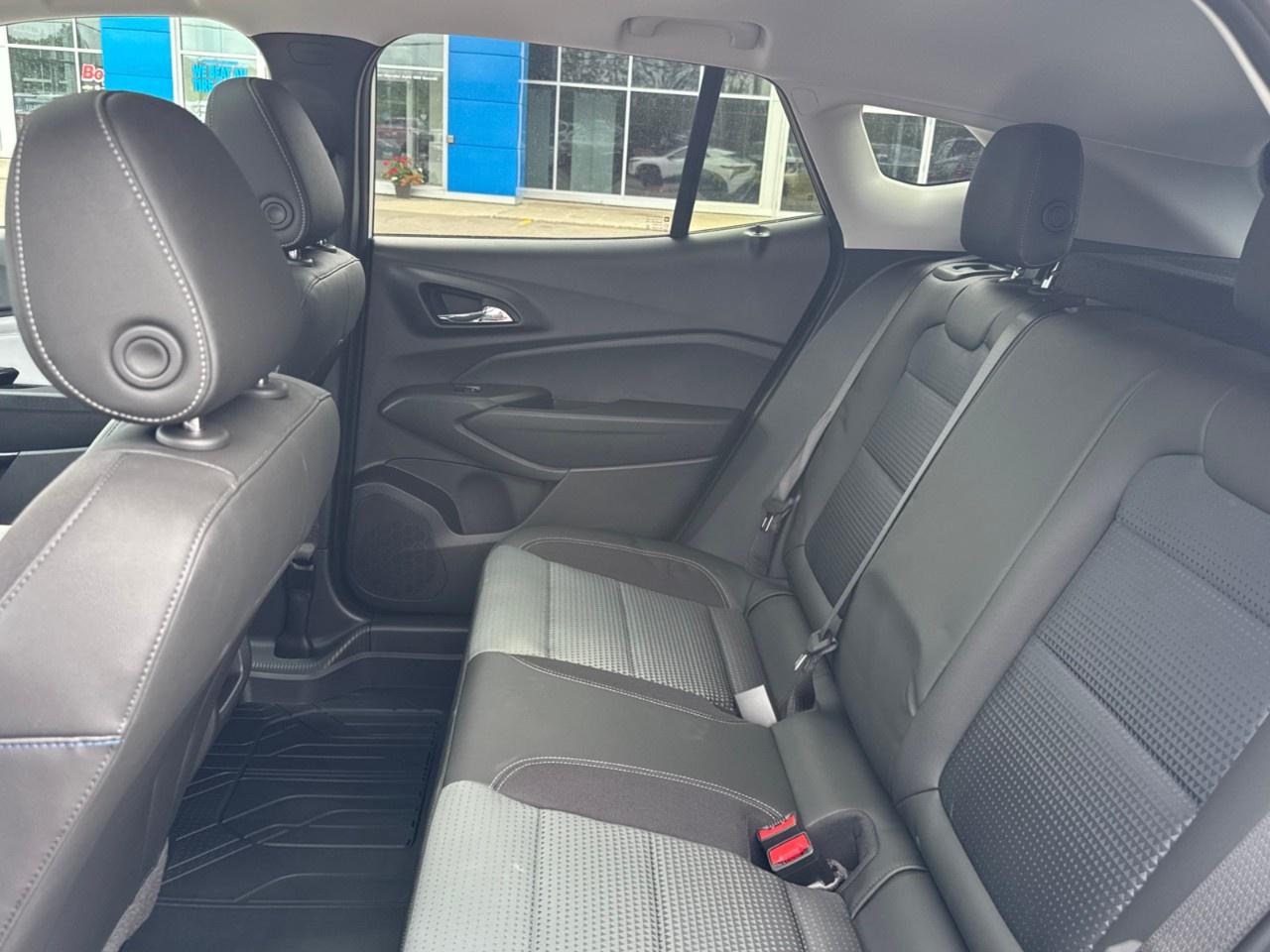 2026 Chevrolet Trax Fwd 4dr Lt Photo