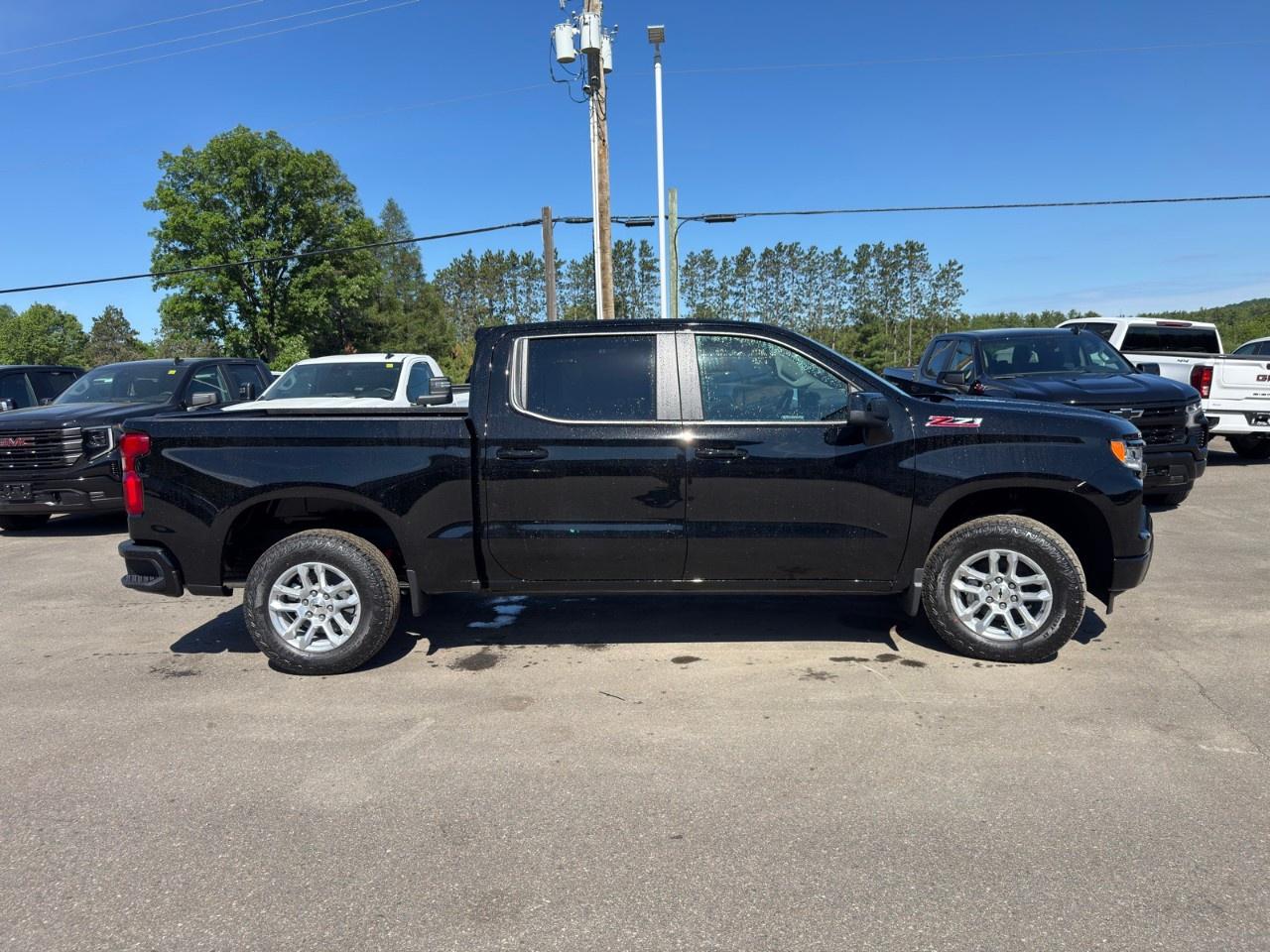 2026 Chevrolet Silverado 1500 Crew Cab Short Box 4-Wheel Drive RST Photo