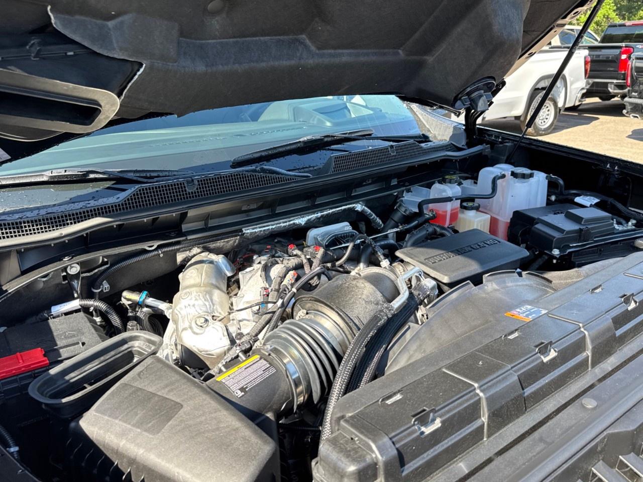 2026 Chevrolet Silverado 3500HD 4WD Crew Cab Standard Box High Country Photo