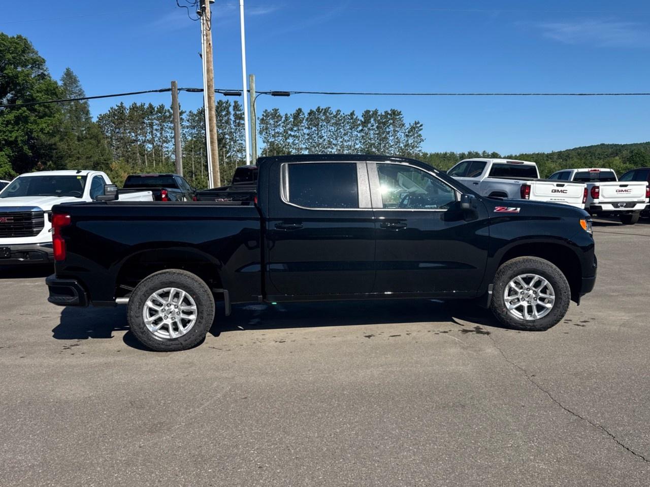 2026 Chevrolet Silverado 1500 Crew Cab Short Box 4-Wheel Drive RST Photo