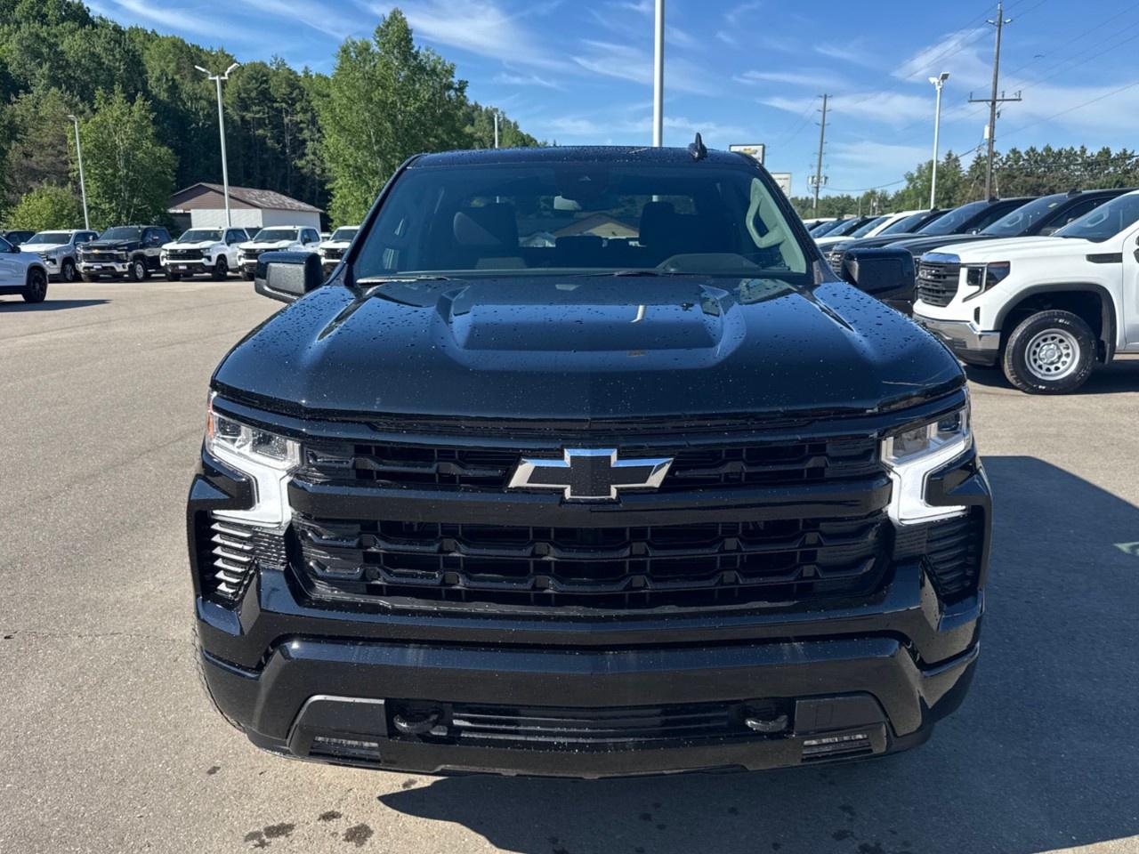 2026 Chevrolet Silverado 1500 Crew Cab Short Box 4-Wheel Drive RST Photo