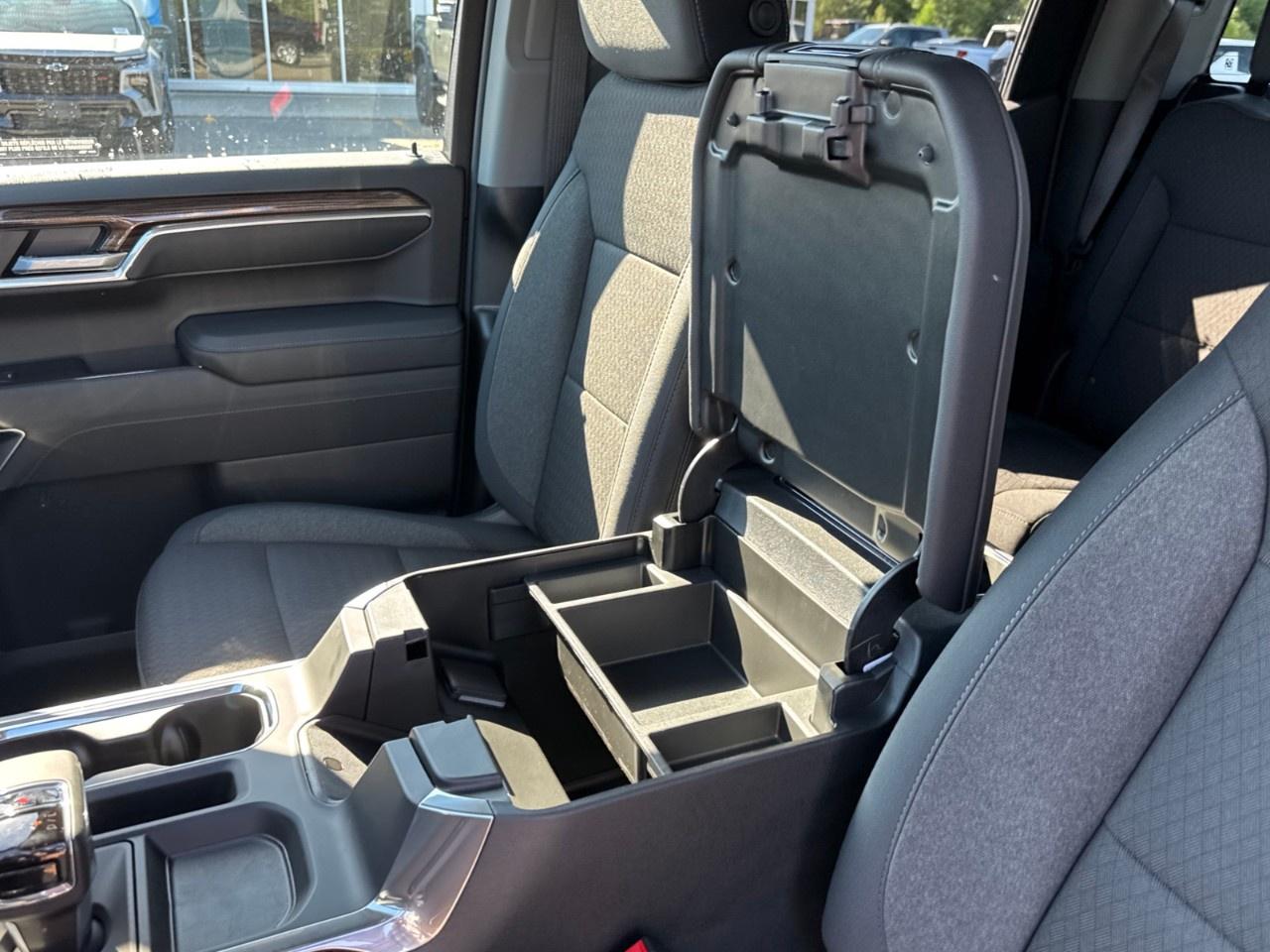 2026 Chevrolet Silverado 1500 Crew Cab Short Box 4-Wheel Drive RST Photo