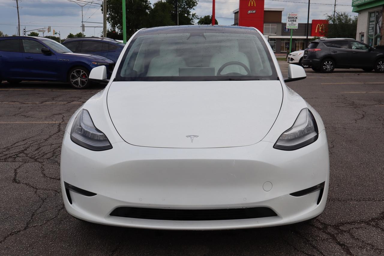 2022 Tesla Model Y Long Range AWD   Dual Motor   7 Passenger Photo