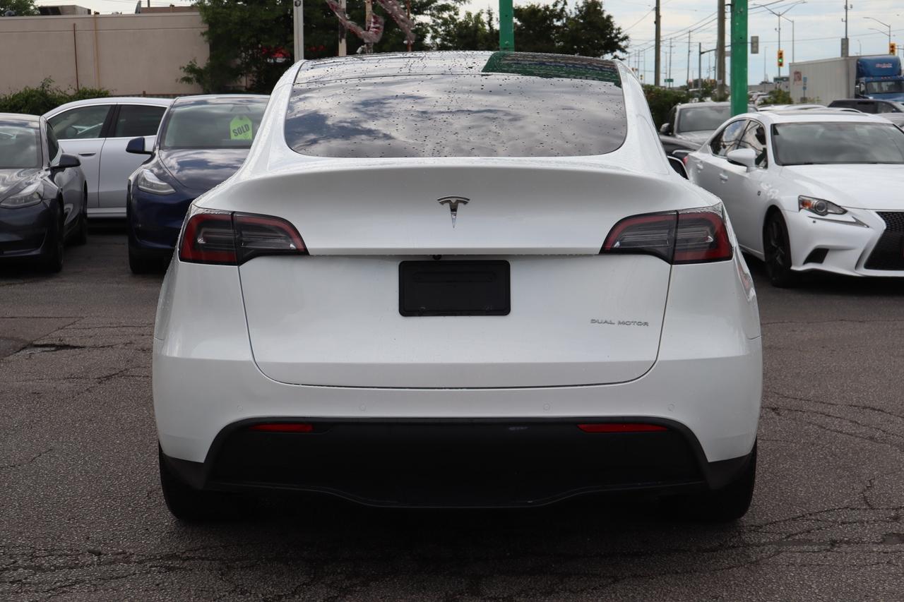 2022 Tesla Model Y Long Range AWD   Dual Motor   7 Passenger Photo