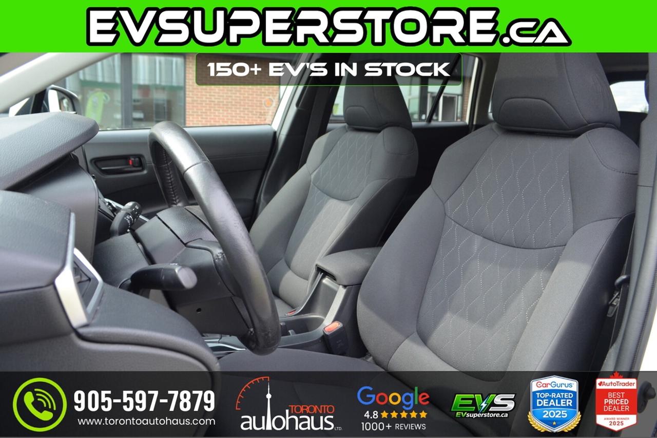 2023 Toyota Corolla Cross SUNROOF I OFF LEASE I 1 OWNER Photo