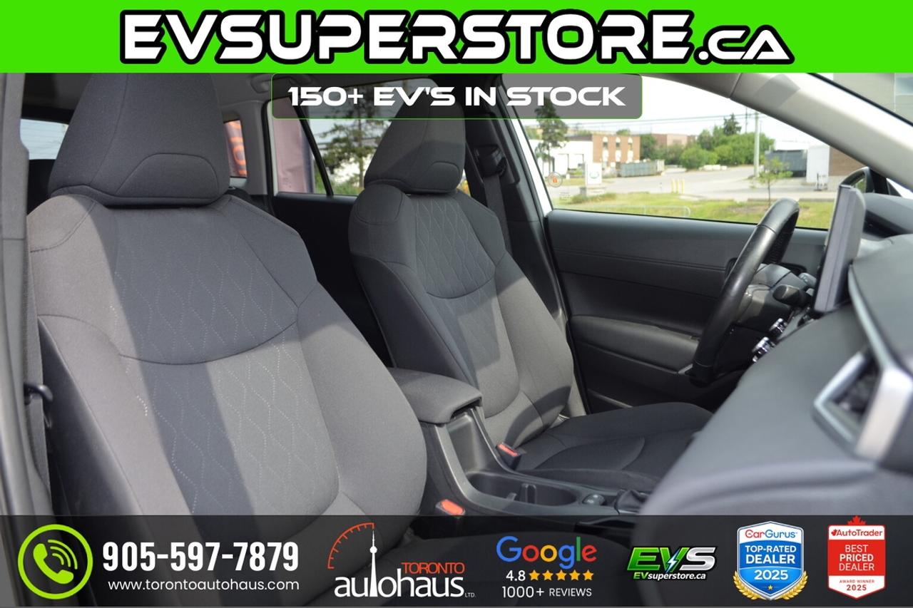2023 Toyota Corolla Cross SUNROOF I OFF LEASE I 1 OWNER Photo