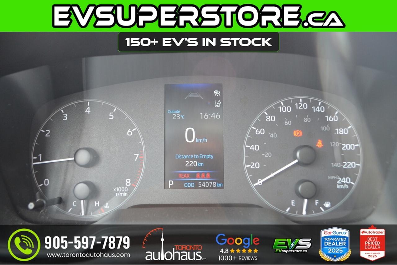 2023 Toyota Corolla Cross SUNROOF I OFF LEASE I 1 OWNER Photo