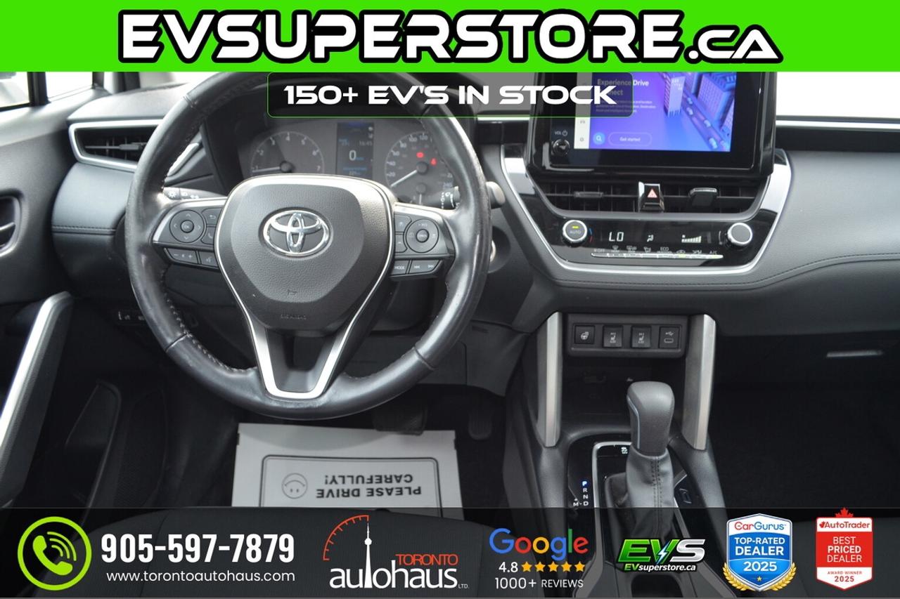 2023 Toyota Corolla Cross SUNROOF I OFF LEASE I 1 OWNER Photo