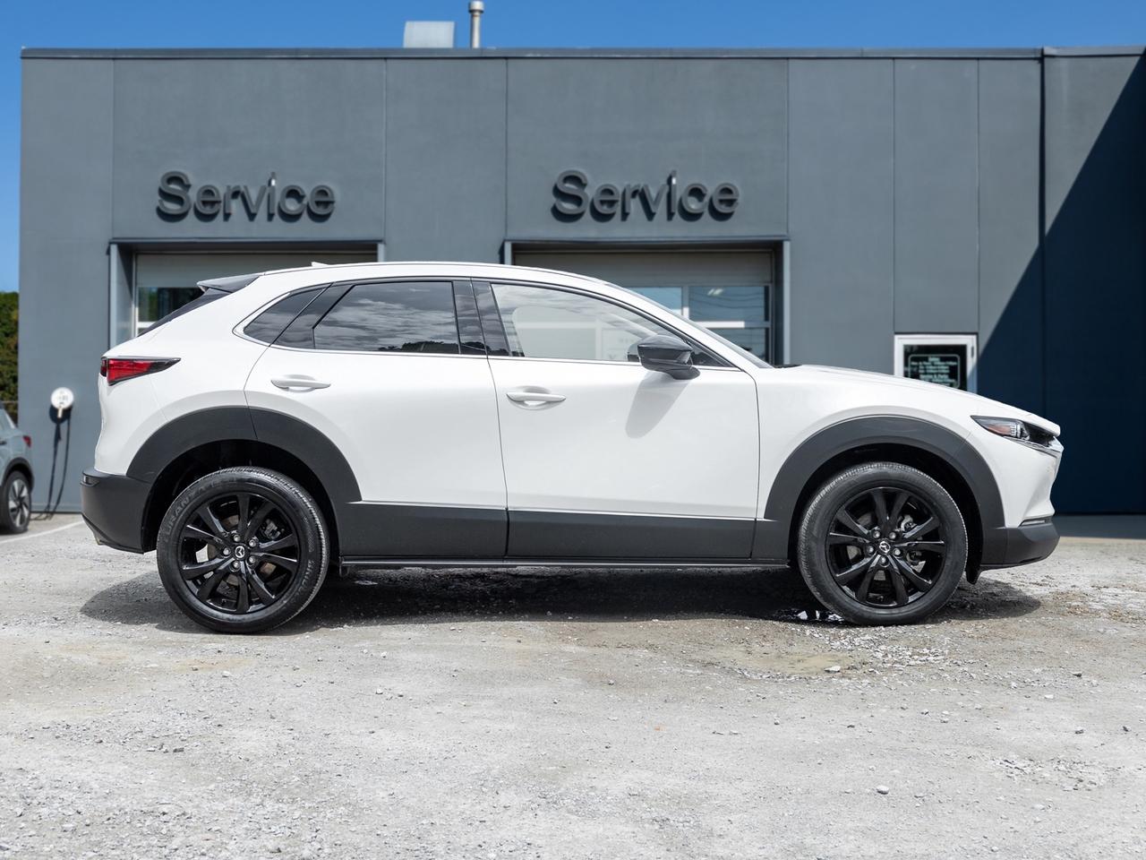 2023 Mazda CX-30 GT AWD  GRANET RED LEATHER ONE OWNER  NO ACCIDENTS Photo