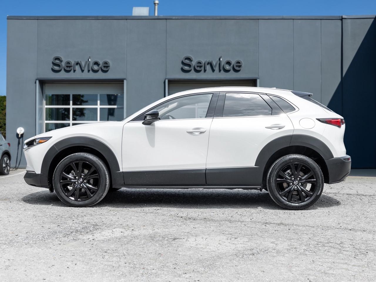 2023 Mazda CX-30 GT AWD  GRANET RED LEATHER ONE OWNER  NO ACCIDENTS Photo