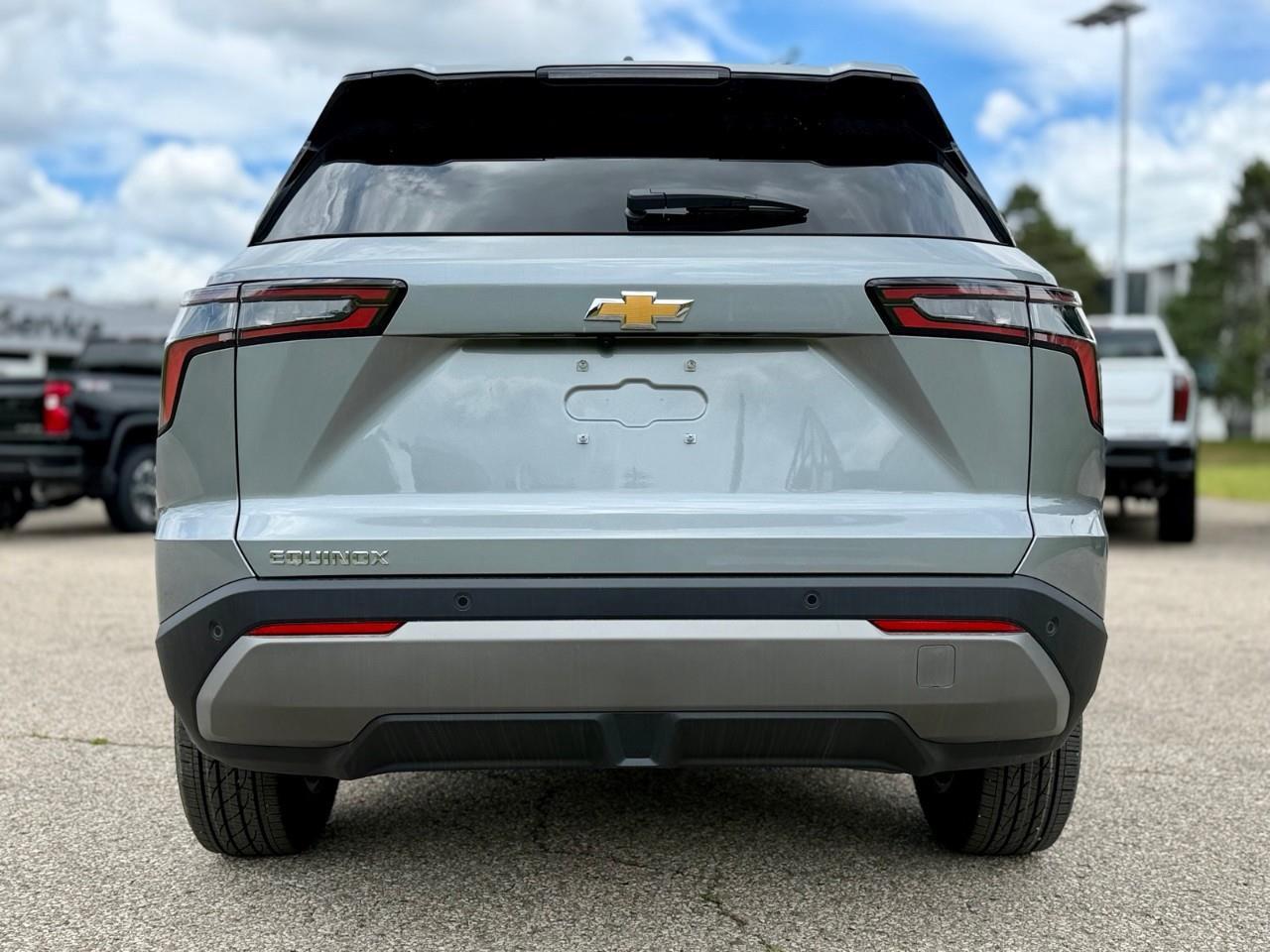 2026 Chevrolet Equinox LT 4dr Front-Wheel Drive Photo