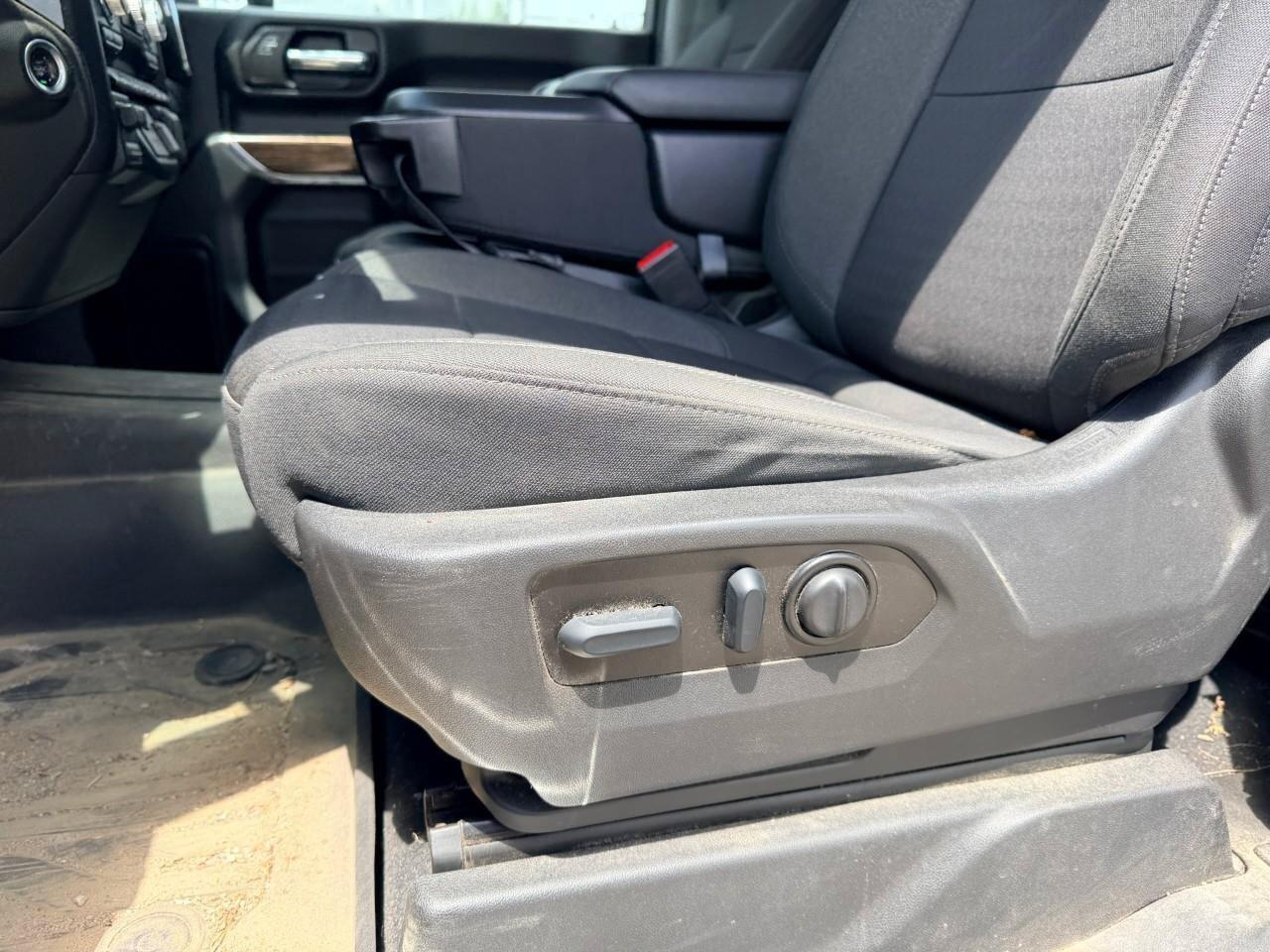2022 GMC Sierra 3500HD 4WD Reg Cab 142  SLE Photo