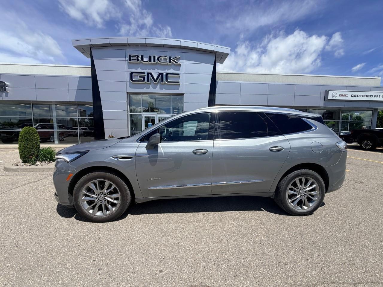 2024 Buick Enclave AWD 4dr Avenir Photo2