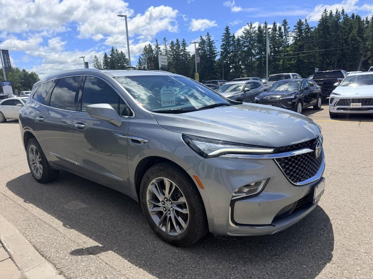 2024 Buick Enclave AWD 4dr Avenir Photo