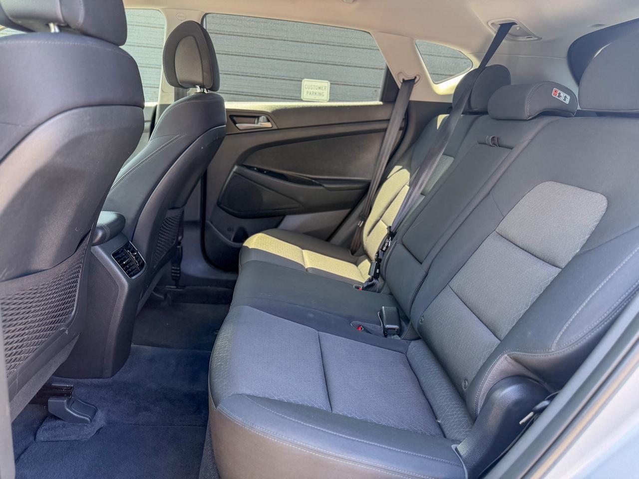 2017 Hyundai Tucson Premium/AWD/LOW KM/BSM/CAMERA/2.0L/HEATED SEATS Photo