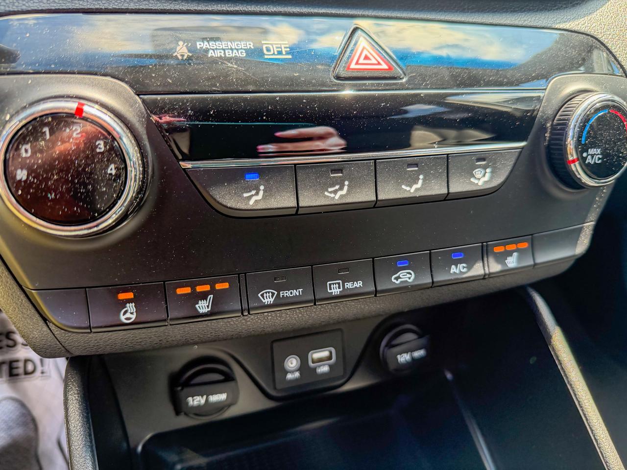 2017 Hyundai Tucson Premium/AWD/LOW KM/BSM/CAMERA/2.0L/HEATED SEATS Photo