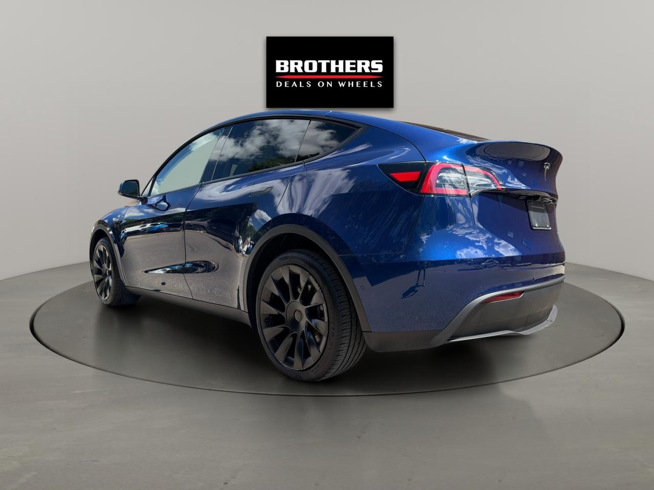 2022 Tesla Model Y Long Range AWD Photo