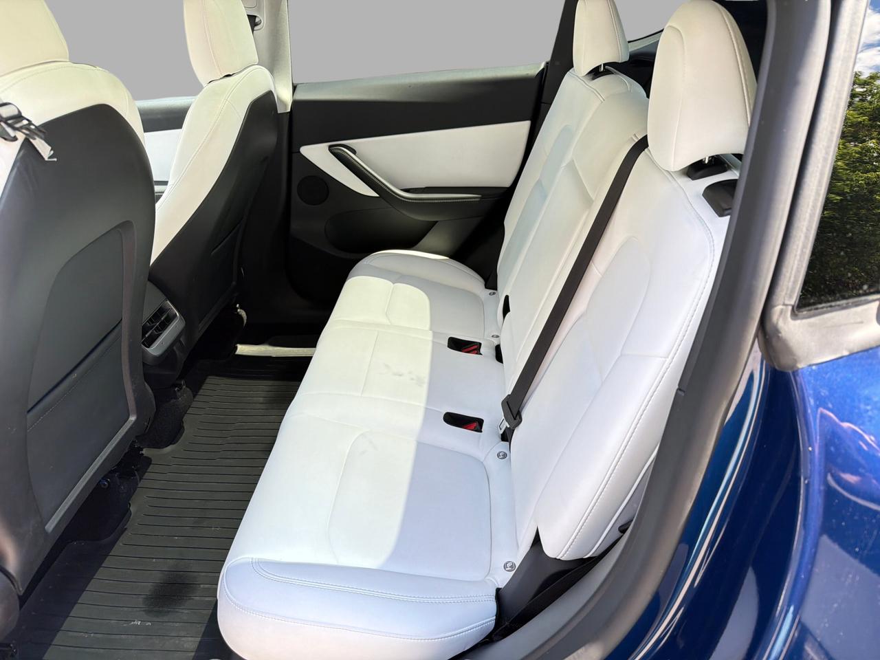 2022 Tesla Model Y Long Range AWD Photo