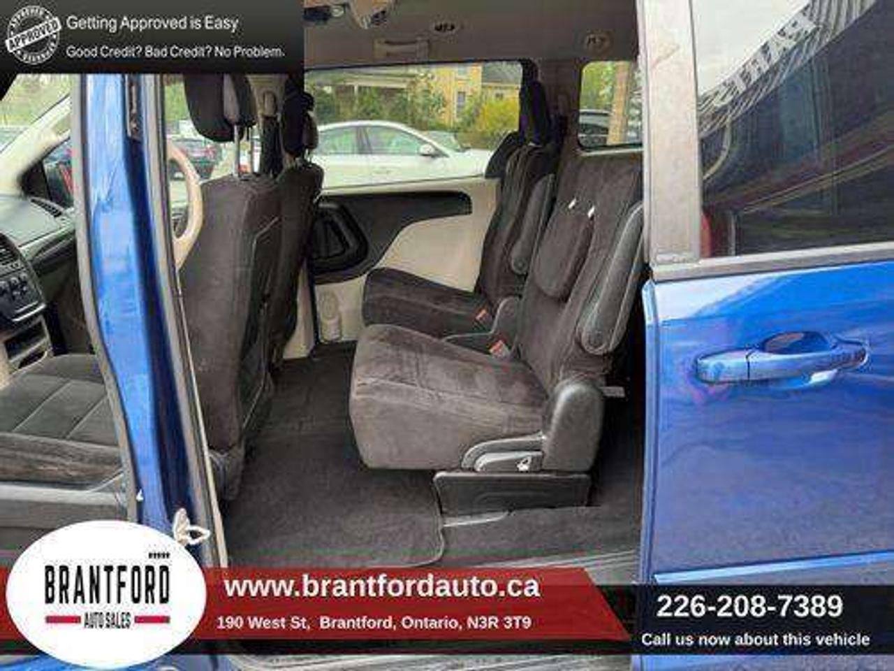 2011 Dodge Grand Caravan SXT Photo