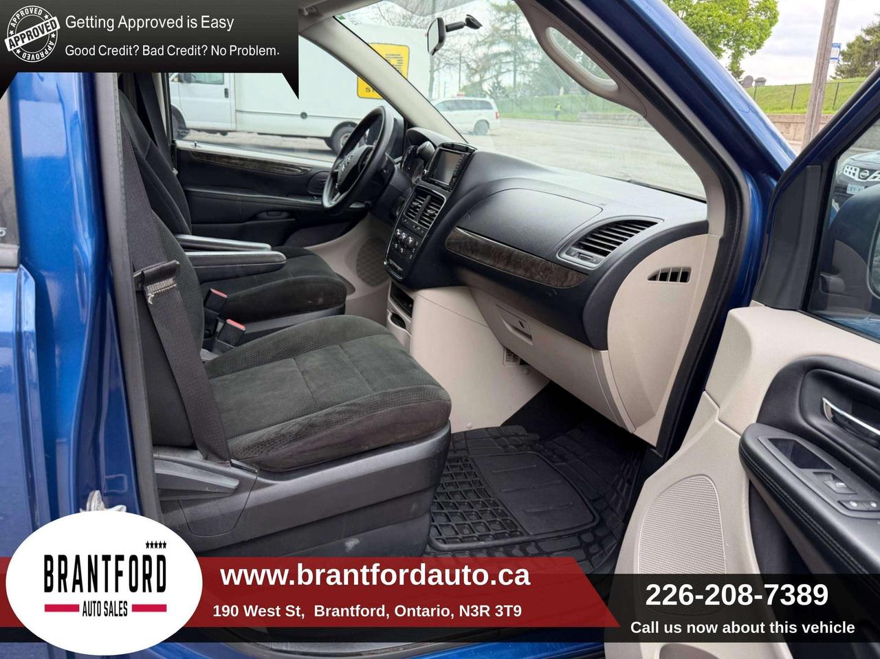 2011 Dodge Grand Caravan SXT Photo
