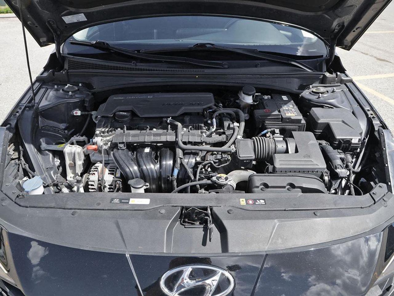2022 Hyundai Elantra Preferred w/Sun & Tech Pkg 4dr Sedan Photo