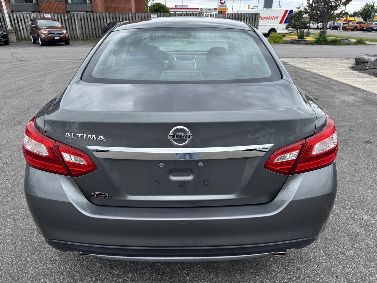 2017 Nissan Altima 4dr Sdn 2.5 Low KM - Certified Photo
