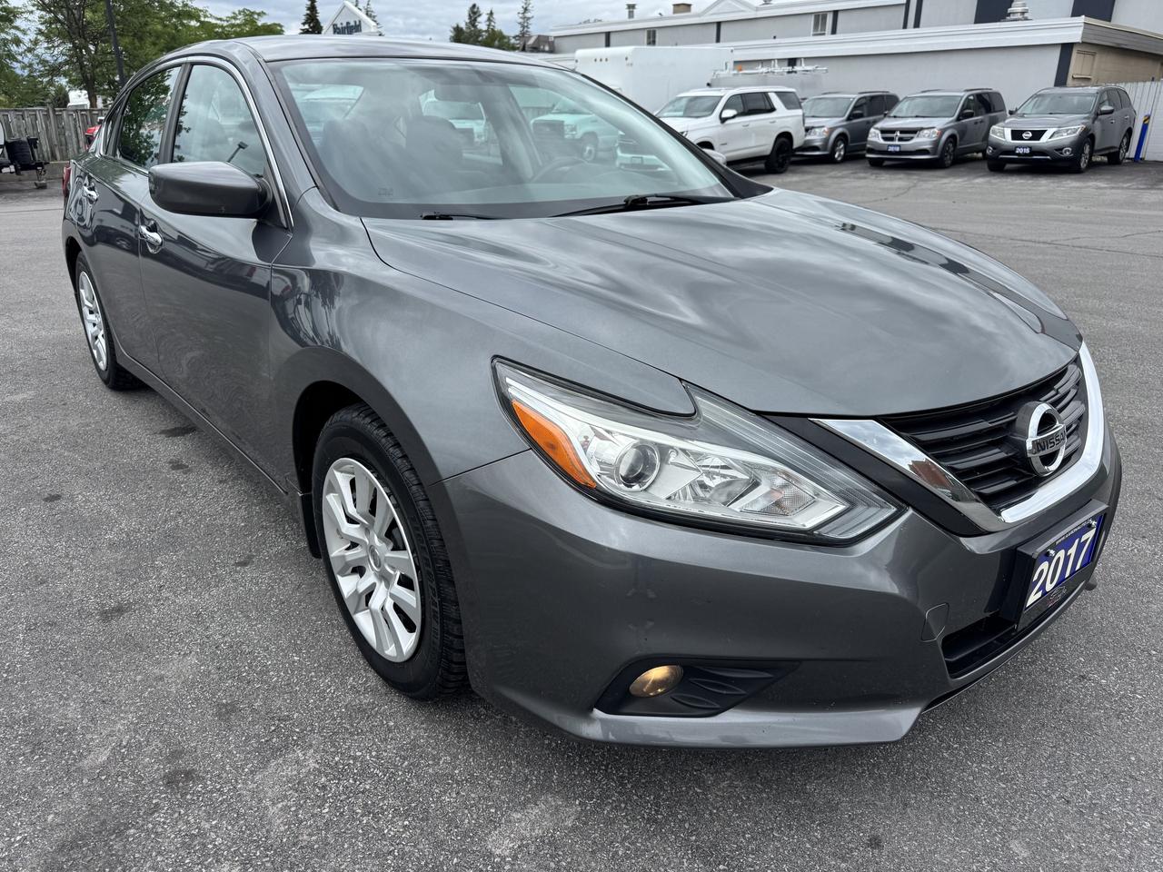 2017 Nissan Altima 4dr Sdn 2.5 Low KM - Certified Photo